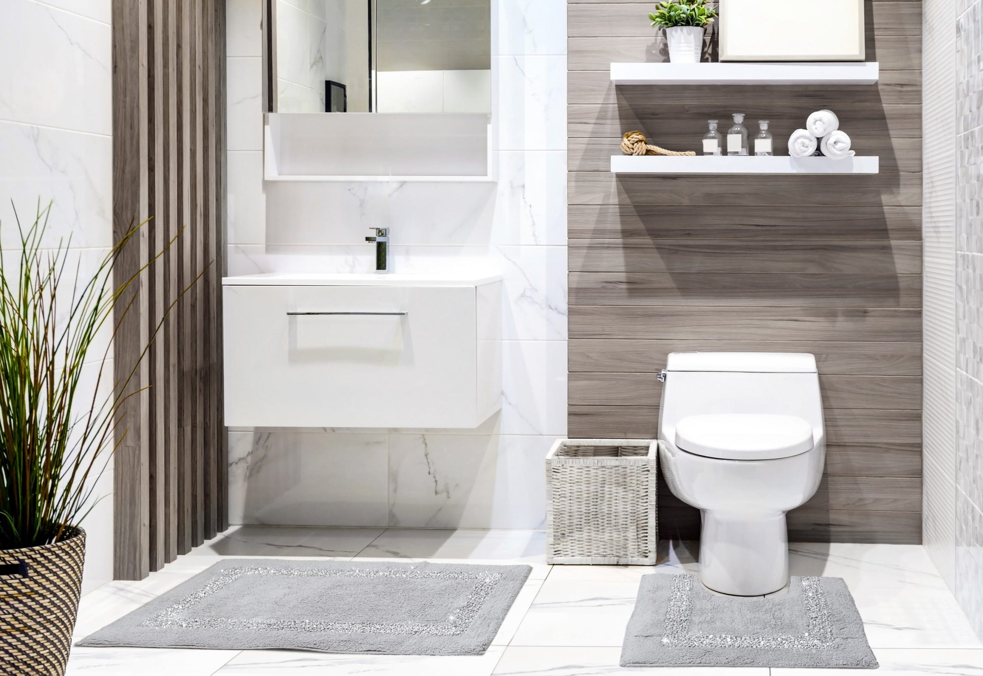 Brillare Bath Mat and Pedestal Set Silver | Kumperi | 2 Piece | 100% Cotton 