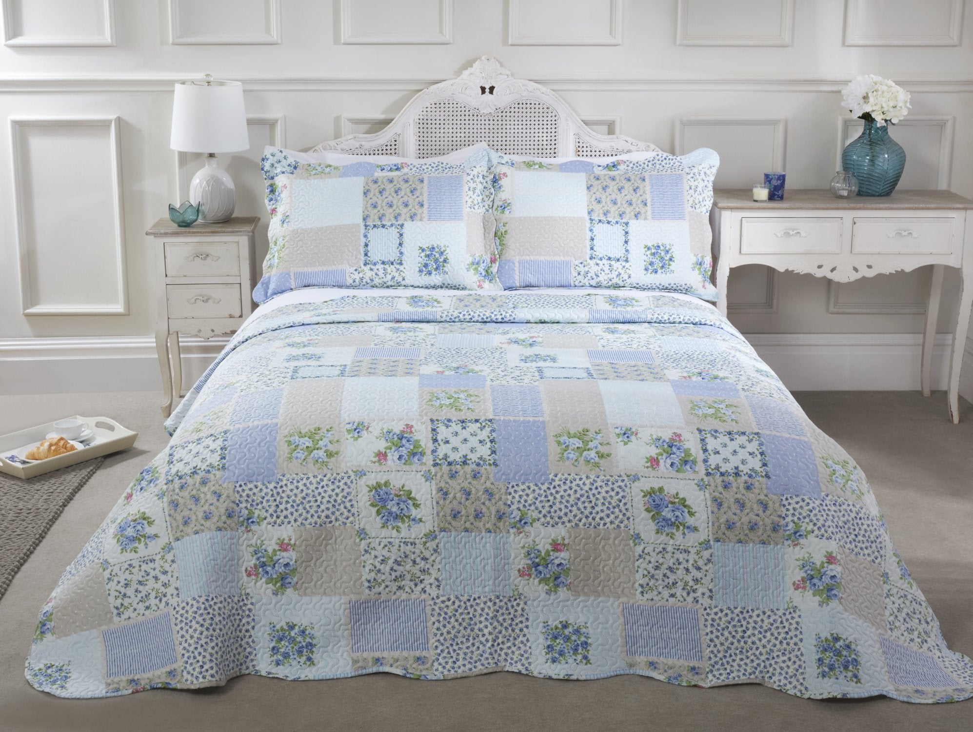 Hathaway Cotswold Luxury Quilted Bedspread Set Blue