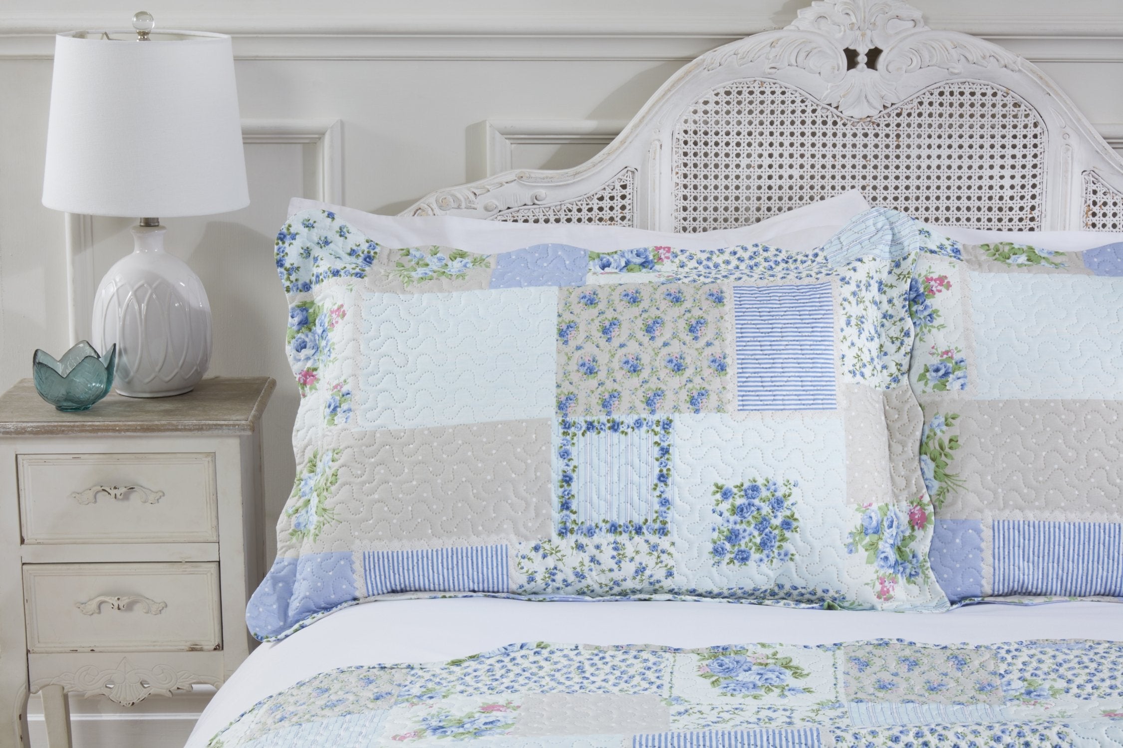 Hathaway Cotswold Luxury Quilted Bedspread Set Blue