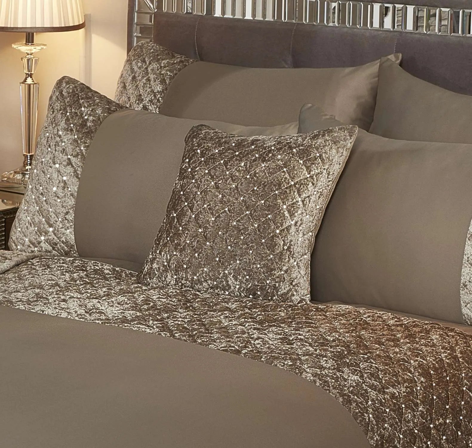 Quilted Sequin Velvet Cushion Cover | Mink | 43x43cm | Kumperi
