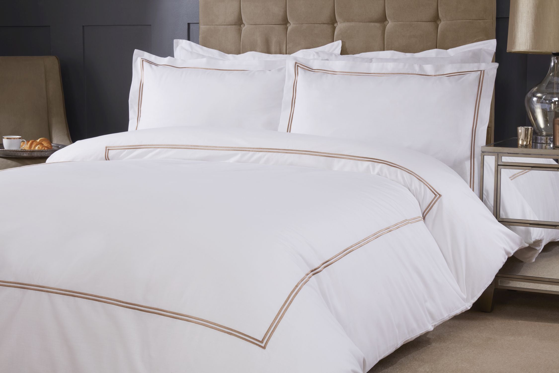 Mayfair Luxury Duvet Cover Set | Taupe | Oxford Pillowcases | King & Double | Kumperi