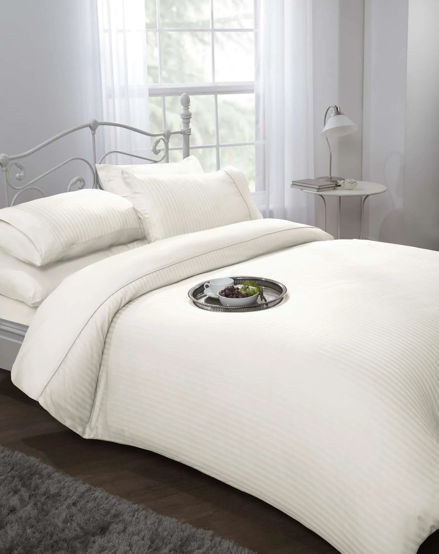 Ritz King Duvet Cover Set | Cream | 300 Thread Count Cotton Sateen | Kumperi