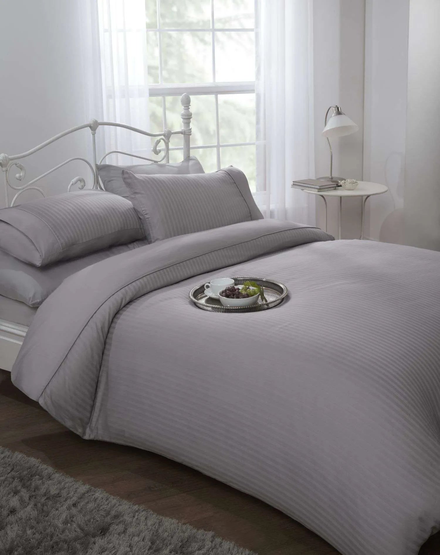 Ritz King Duvet Cover Set | Silver | 300 Thread Count Cotton Sateen | Kumperi