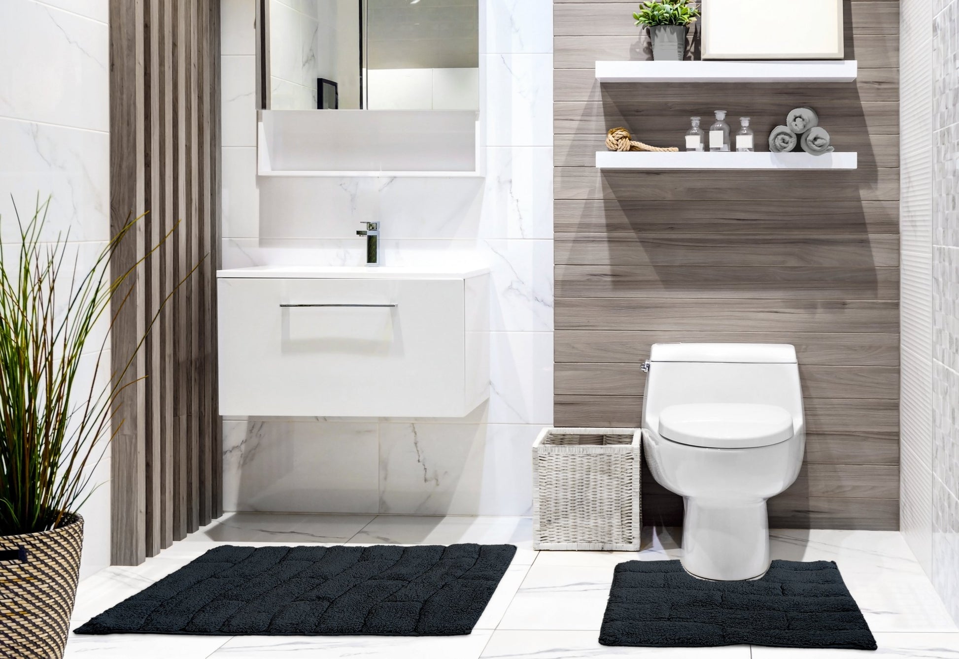 Waves Bath Mat and Pedestal Set Black | Kumperi | 2 Piece | 100% Cotton 
