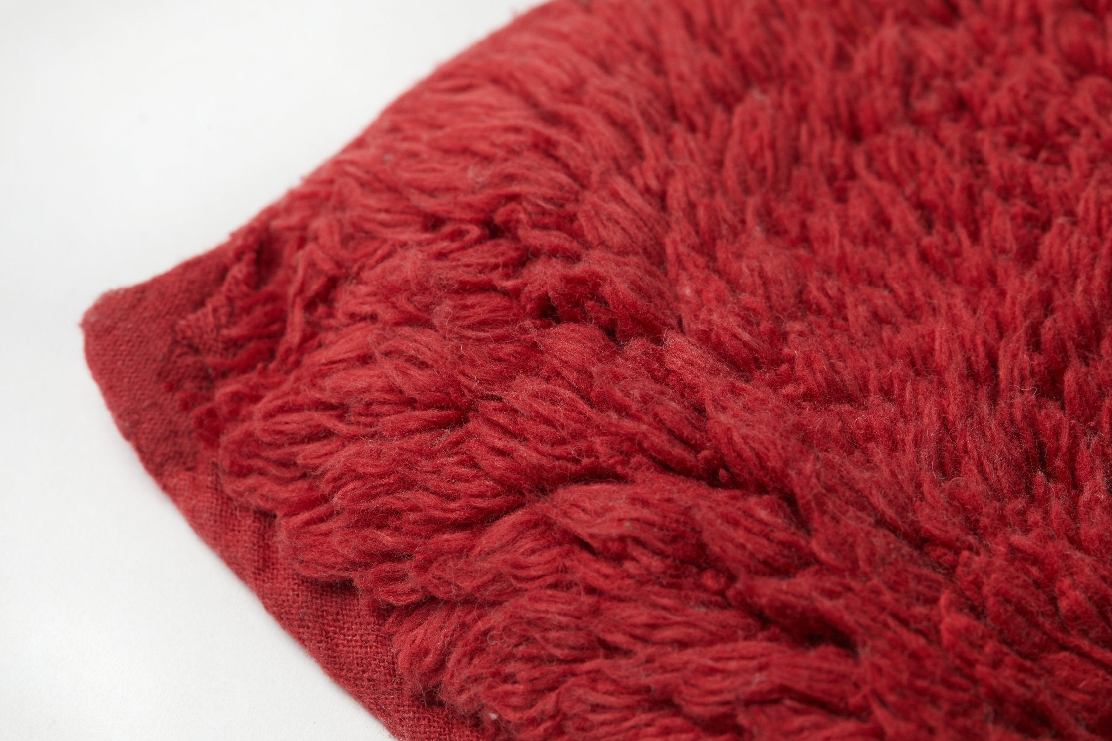 Waves Bath Mat and Pedestal Set Red | Kumperi | 2 Piece | 100% Cotton 
