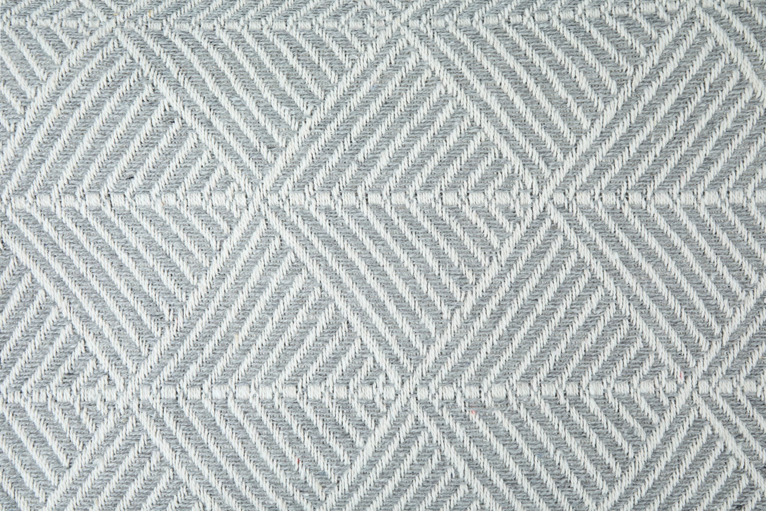 Zahra Herringbone Throw | Silver | 228x254cm | Recycled Cotton | Kumperi