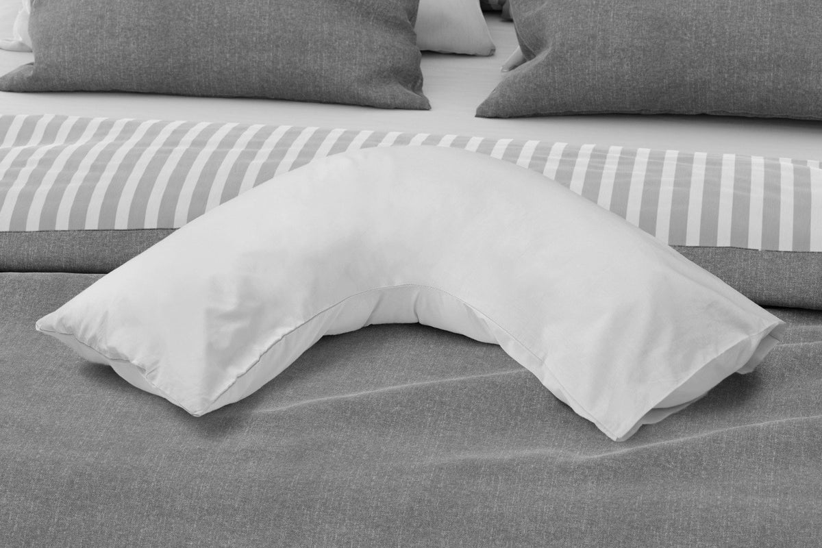 White 180 thread count percale V-shape orthopaedic pillowcase smooth and easy to iron